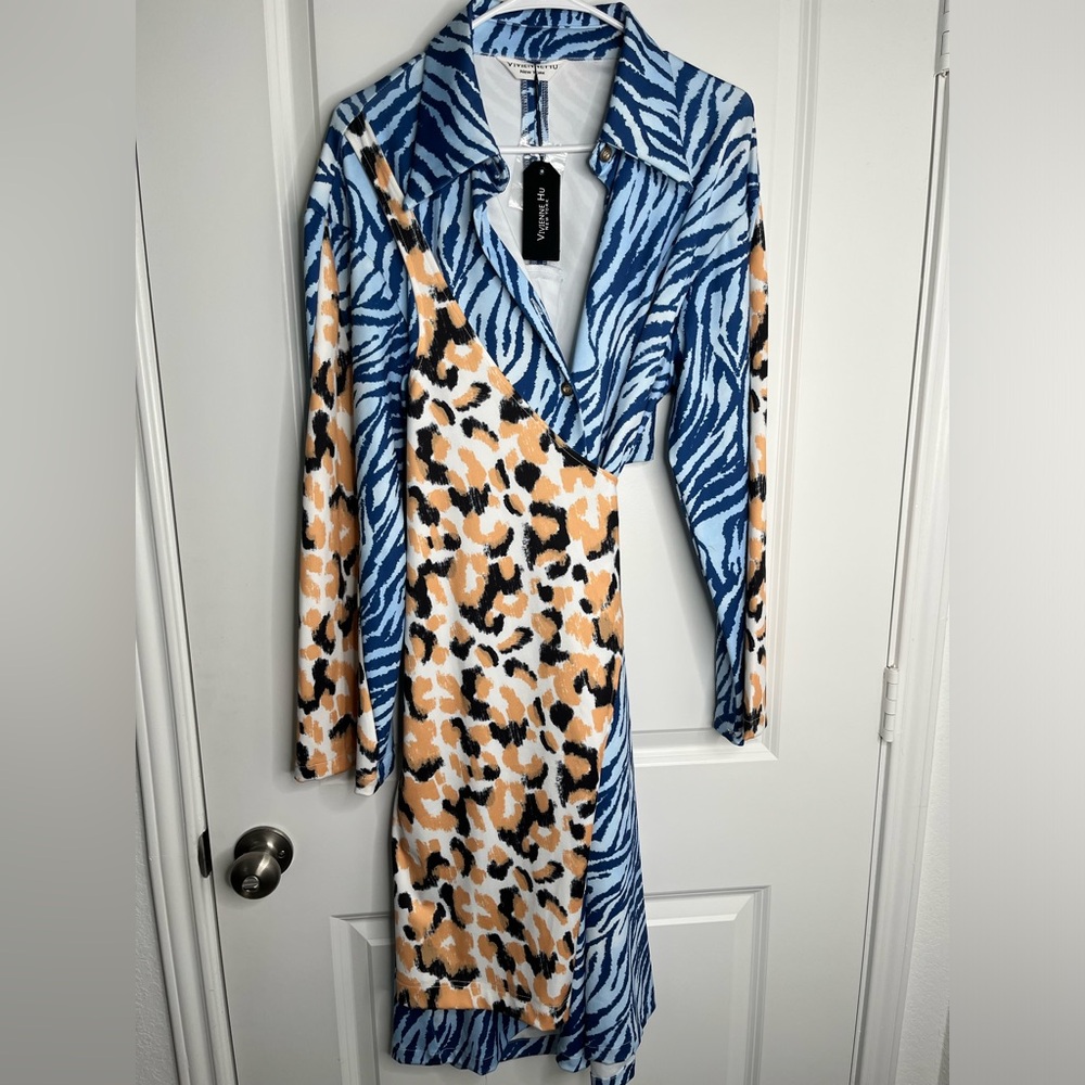Vivienne Hu New York Blue/Multi
Animal Print Open Back Wrap 
Dress Sz 2 NWT
